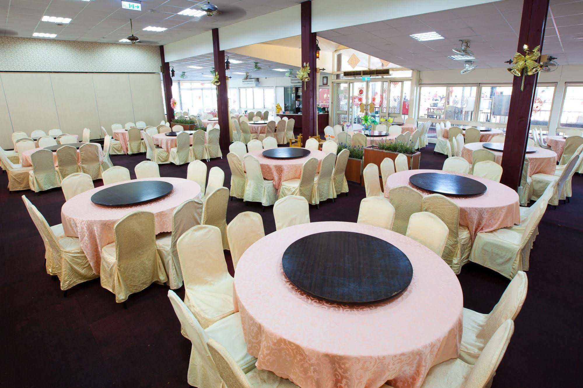 โรงแรมเลคไซด์ รีสอร์ต Nantou ภายนอก รูปภาพ