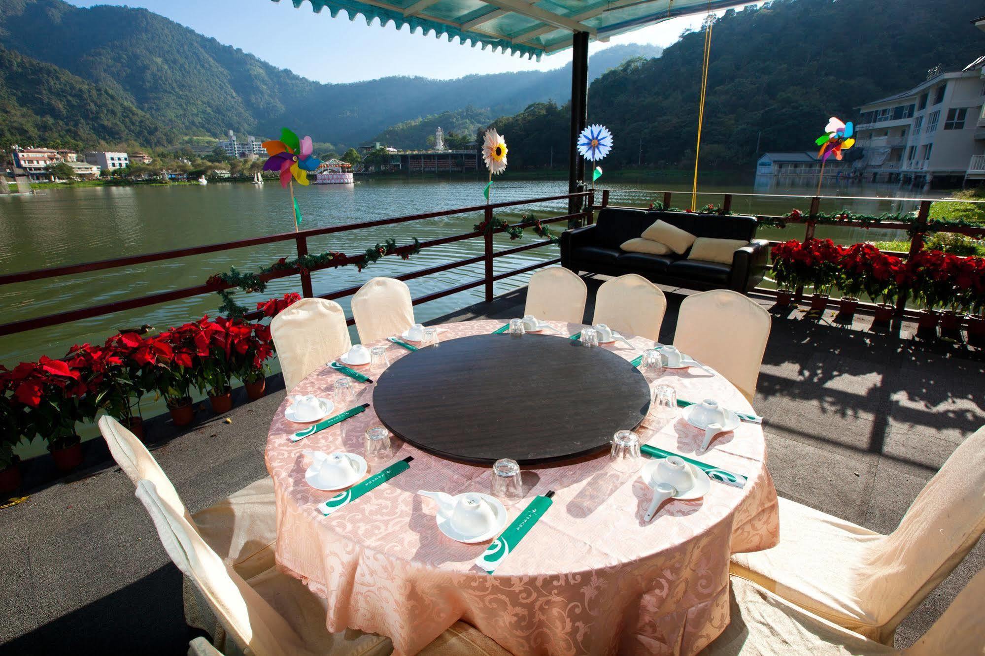 โรงแรมเลคไซด์ รีสอร์ต Nantou ภายนอก รูปภาพ
